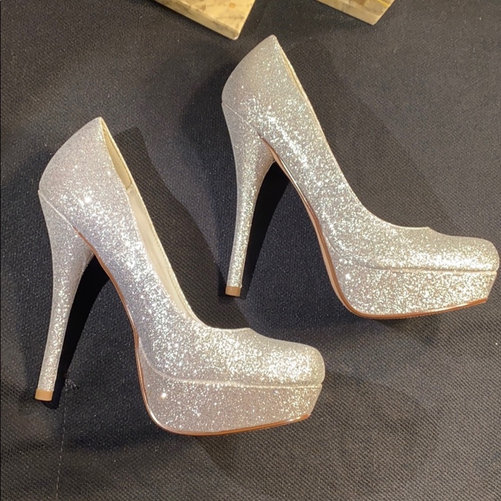 Glittered out, 5.5 inch heels